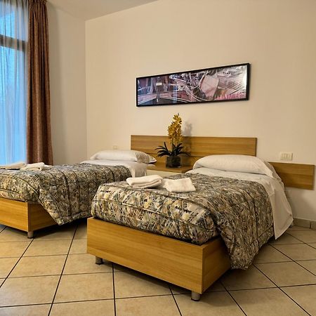 Residence Malpensa Somma Lombardo Exterior photo