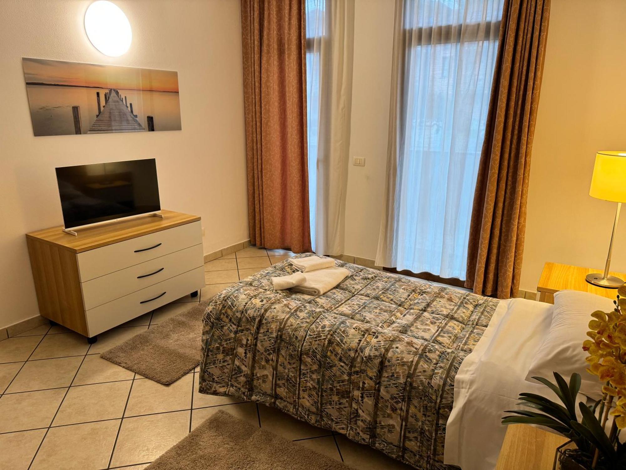 Residence Malpensa Somma Lombardo Exterior photo