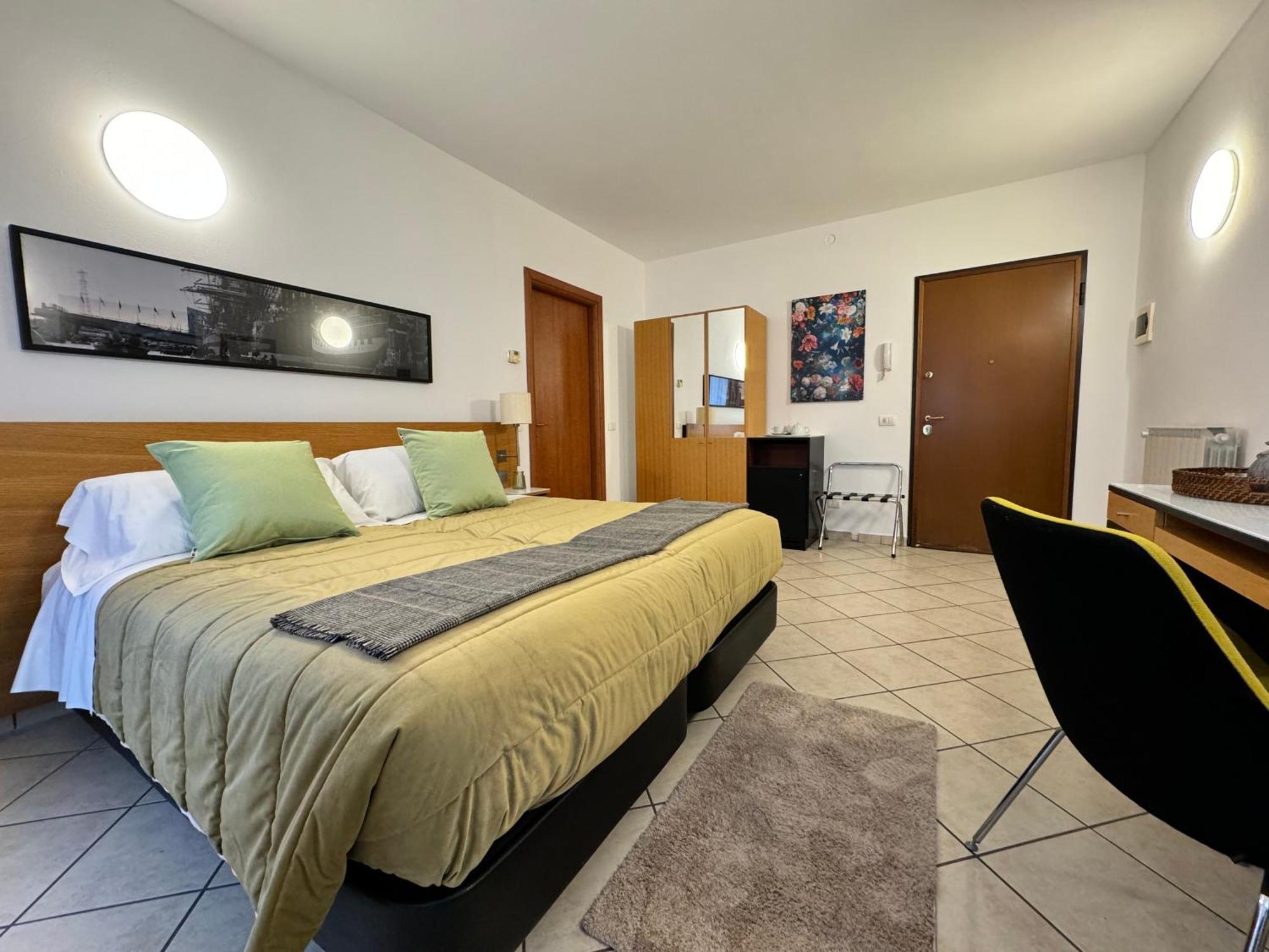 Residence Malpensa Somma Lombardo Exterior photo